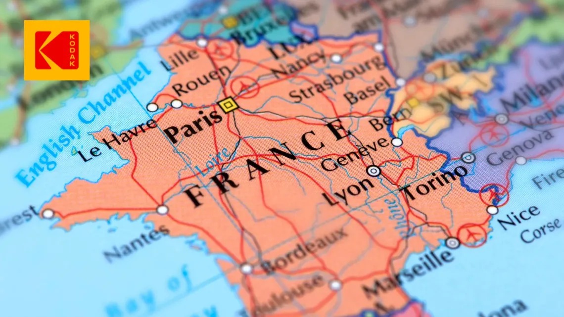 Une carte mettant en évidence la France spécifiquement.